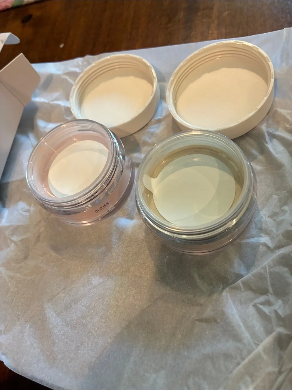 Morphe Totally Set Mini Brighten & Set Powder Duo - Pink & Light Beige